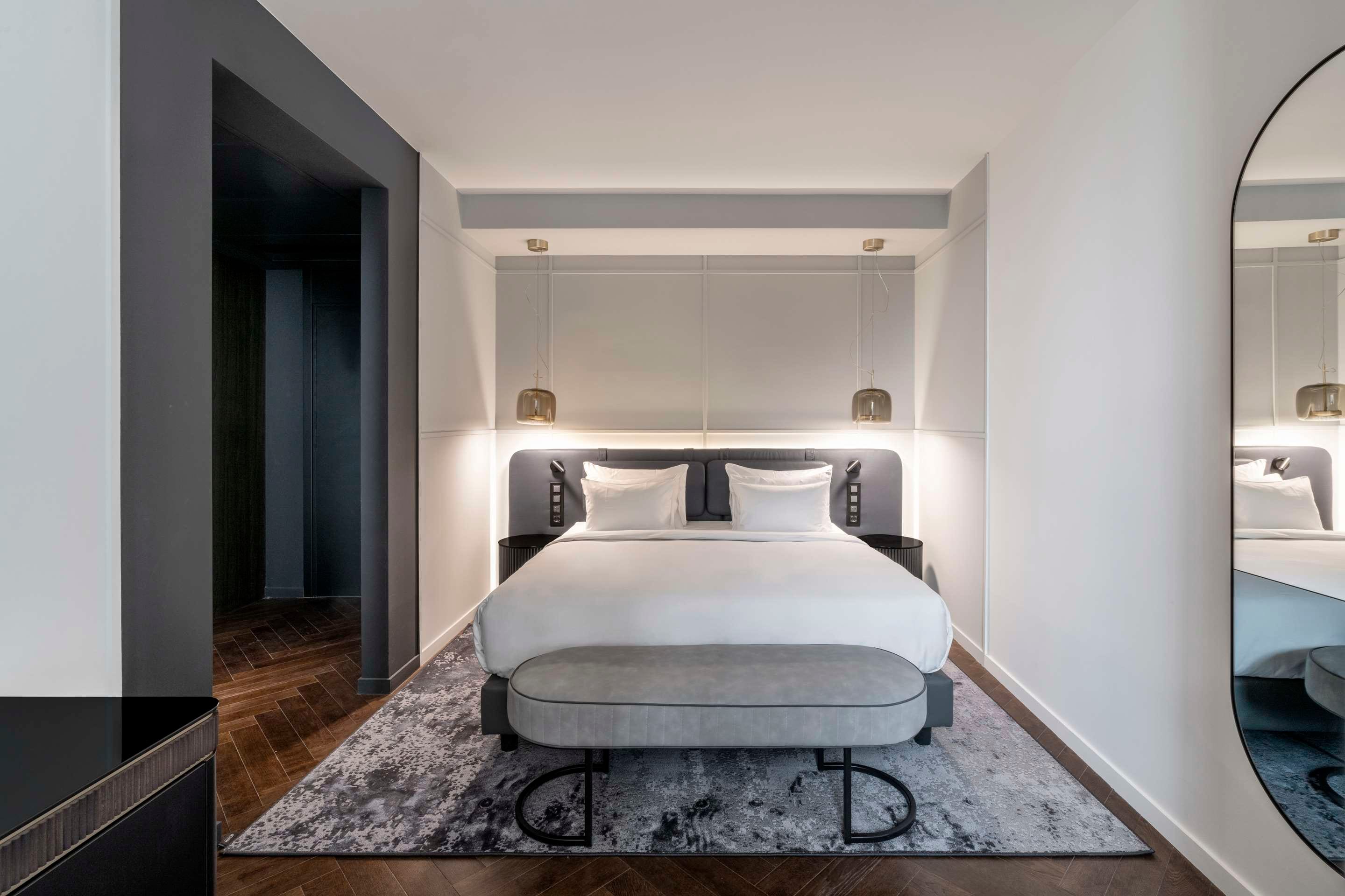 Radisson Collection Hotel Santa Sofia Milan Guest Room