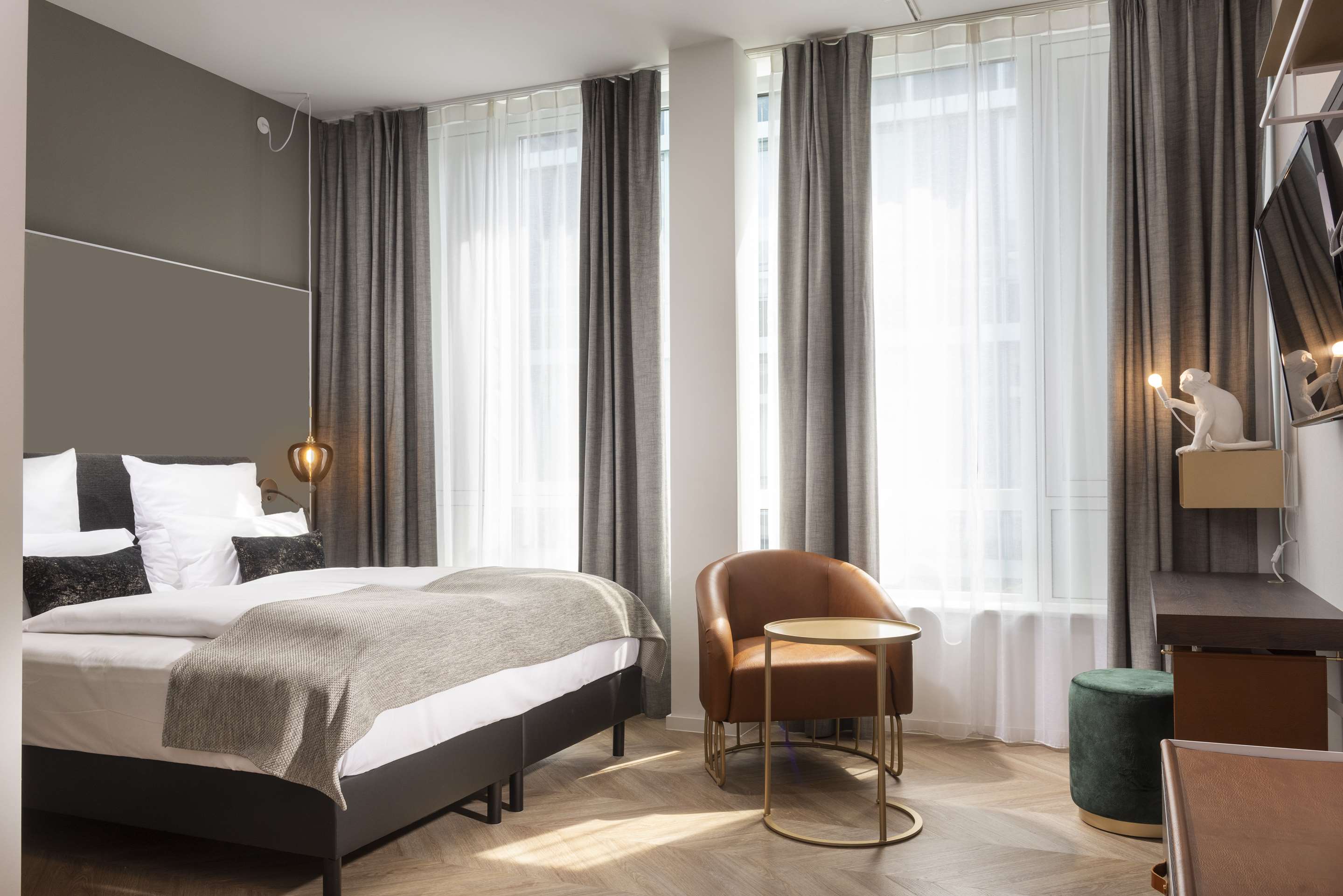 Flightgate Munich Airport Hotel Deluxe Room