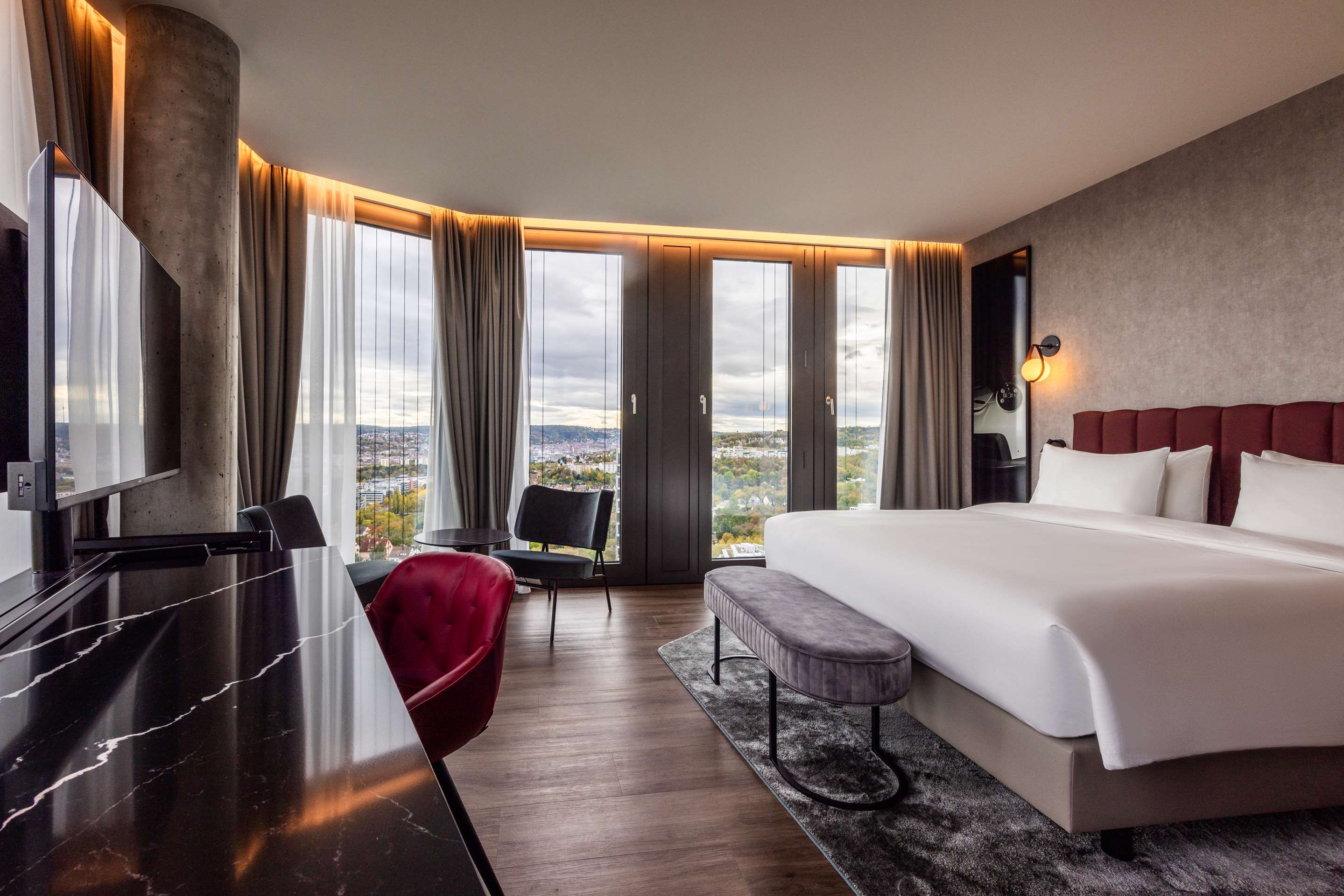 PR - EMEA 2023 - Radisson Blu Hotel at Porsche Design Tower Room