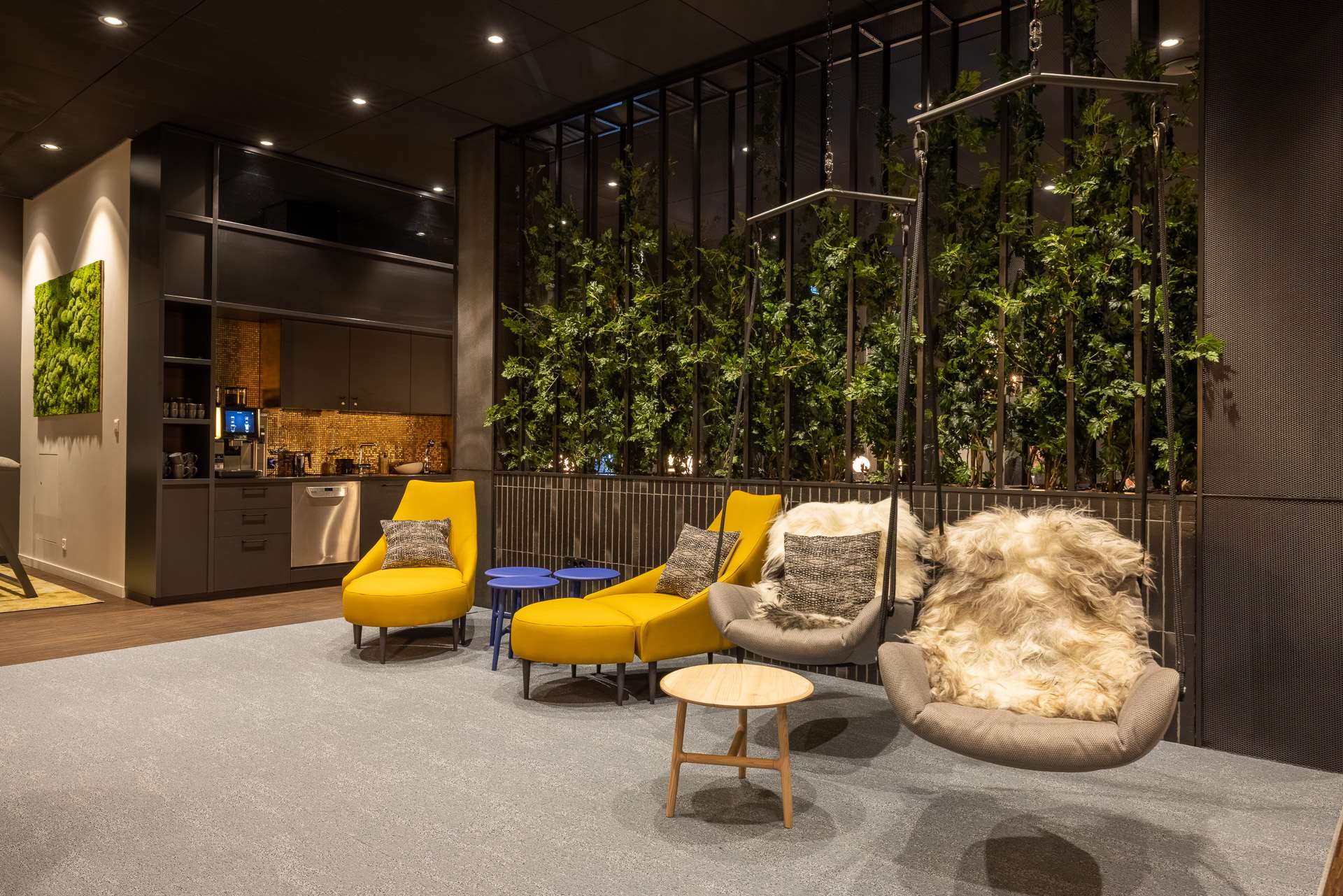 Radisson Hotel amp Suites Zurich Lobby