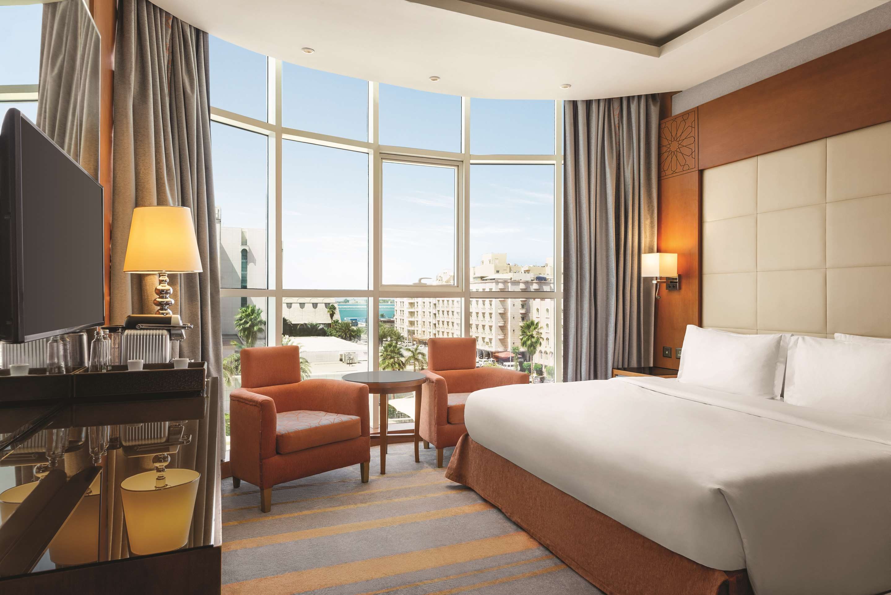 PR - EMEA 2023 - Radisson Individuals Vivid Jeddah Junior Suite City View