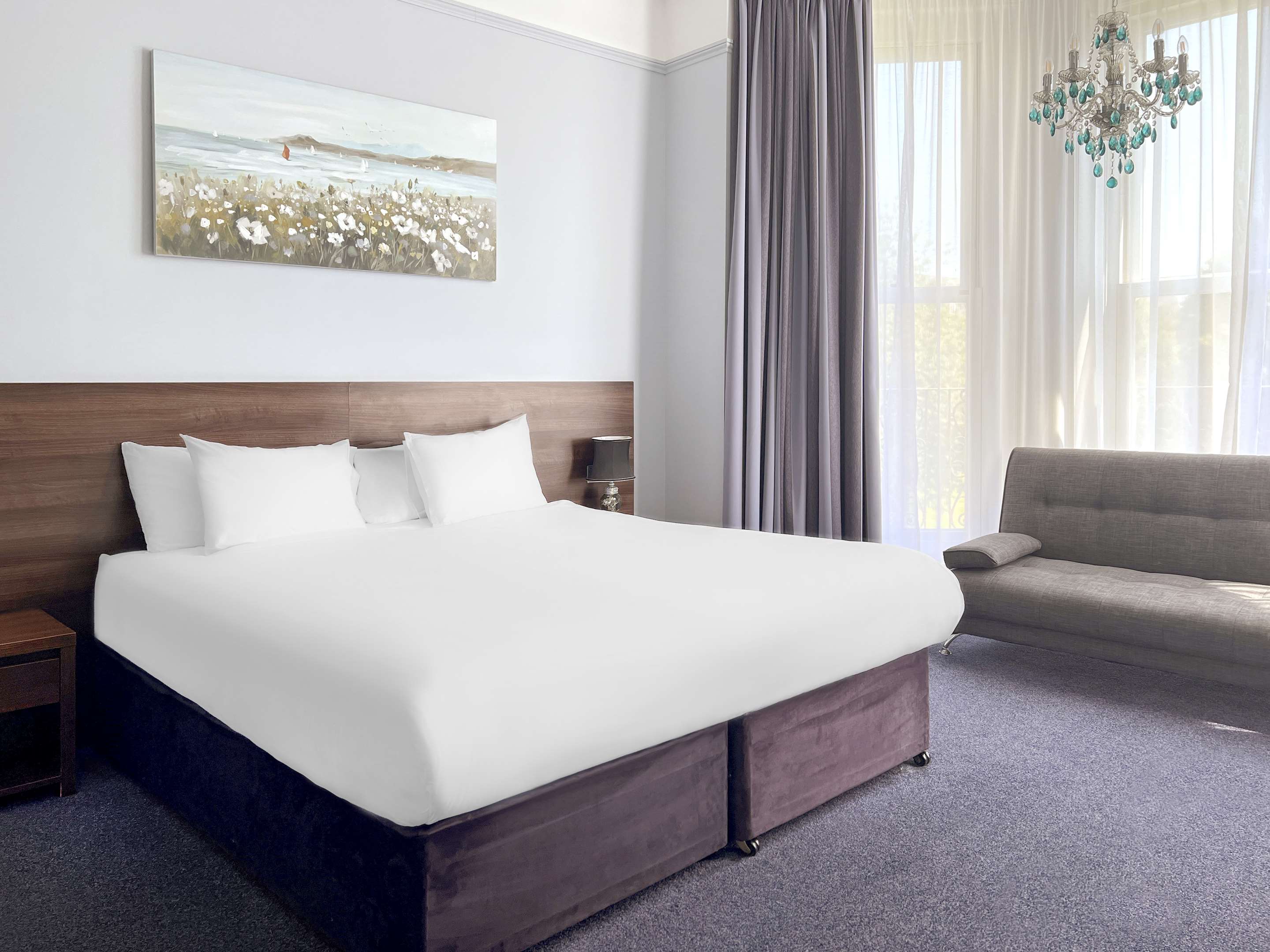 PR - EMEA 2024 - The View Hotel Folkestone a member of Radisson Individuals Superior room