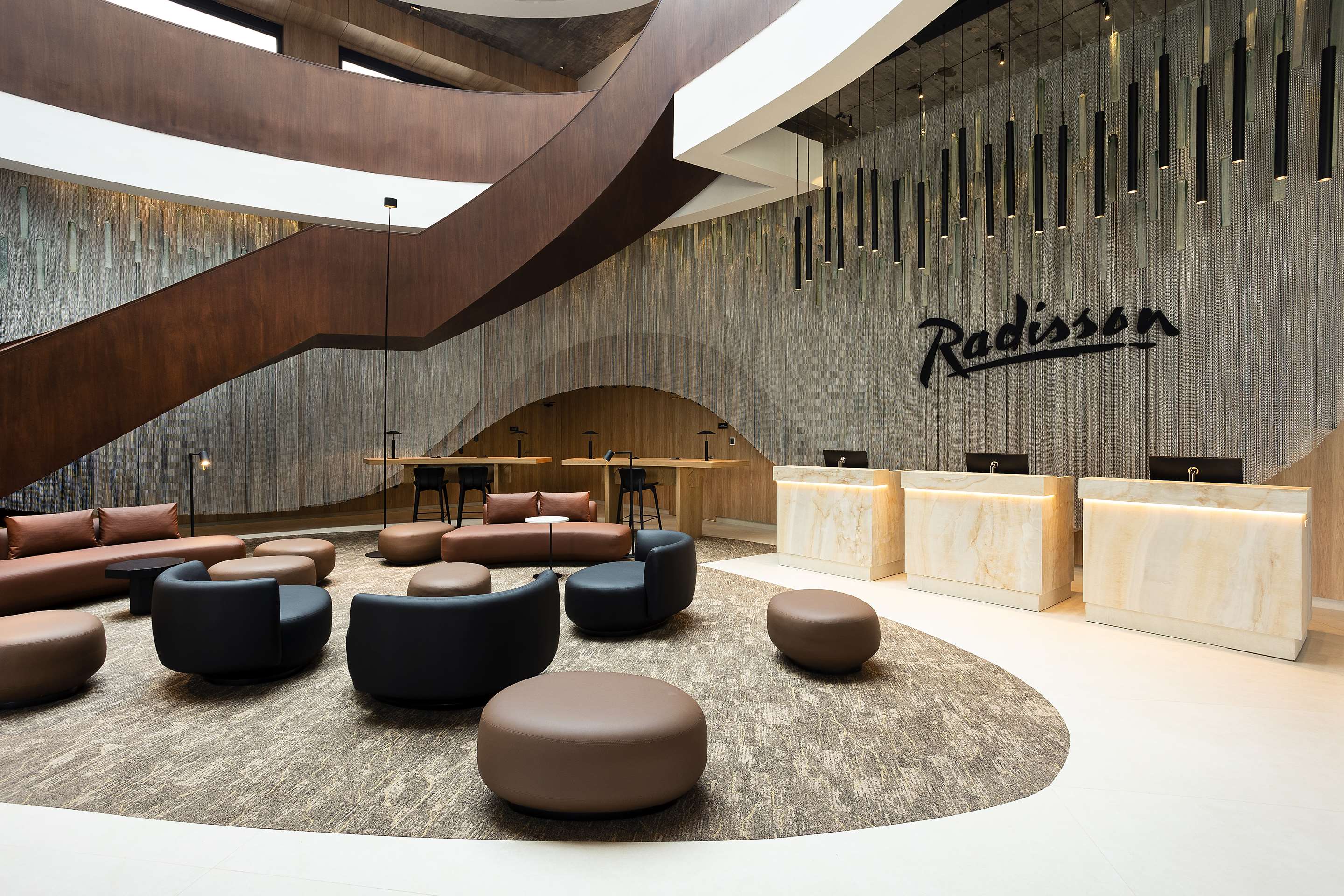 PR - EMEA 2024 - Radisson Hotel Tunis City Center Lobby