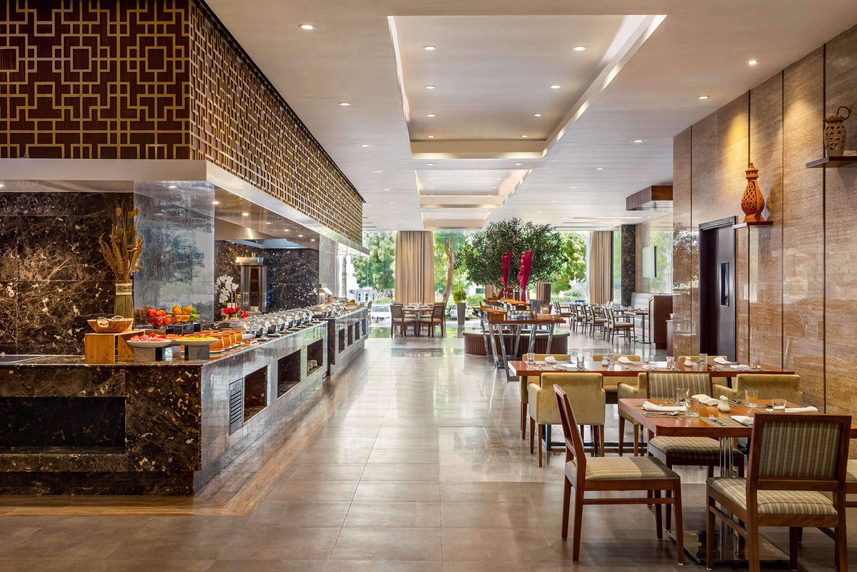 PR - EMEA 2024 - Radisson Hotel Muscat Panorama Restaurant Al Muzen