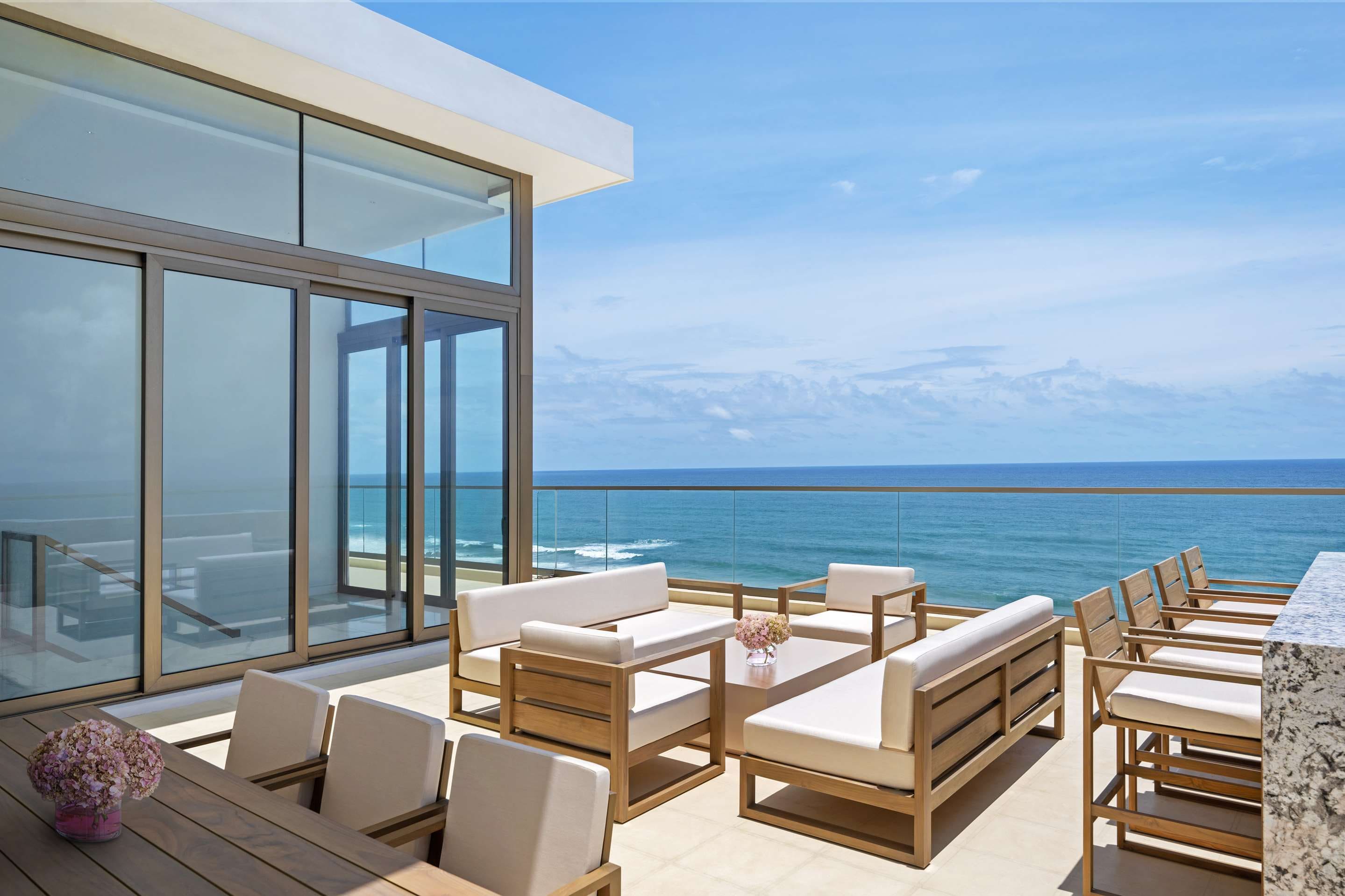 PR - EMEA 2024 - Penthouse Suite Panoramic Ocean View Rooftop amp Bar