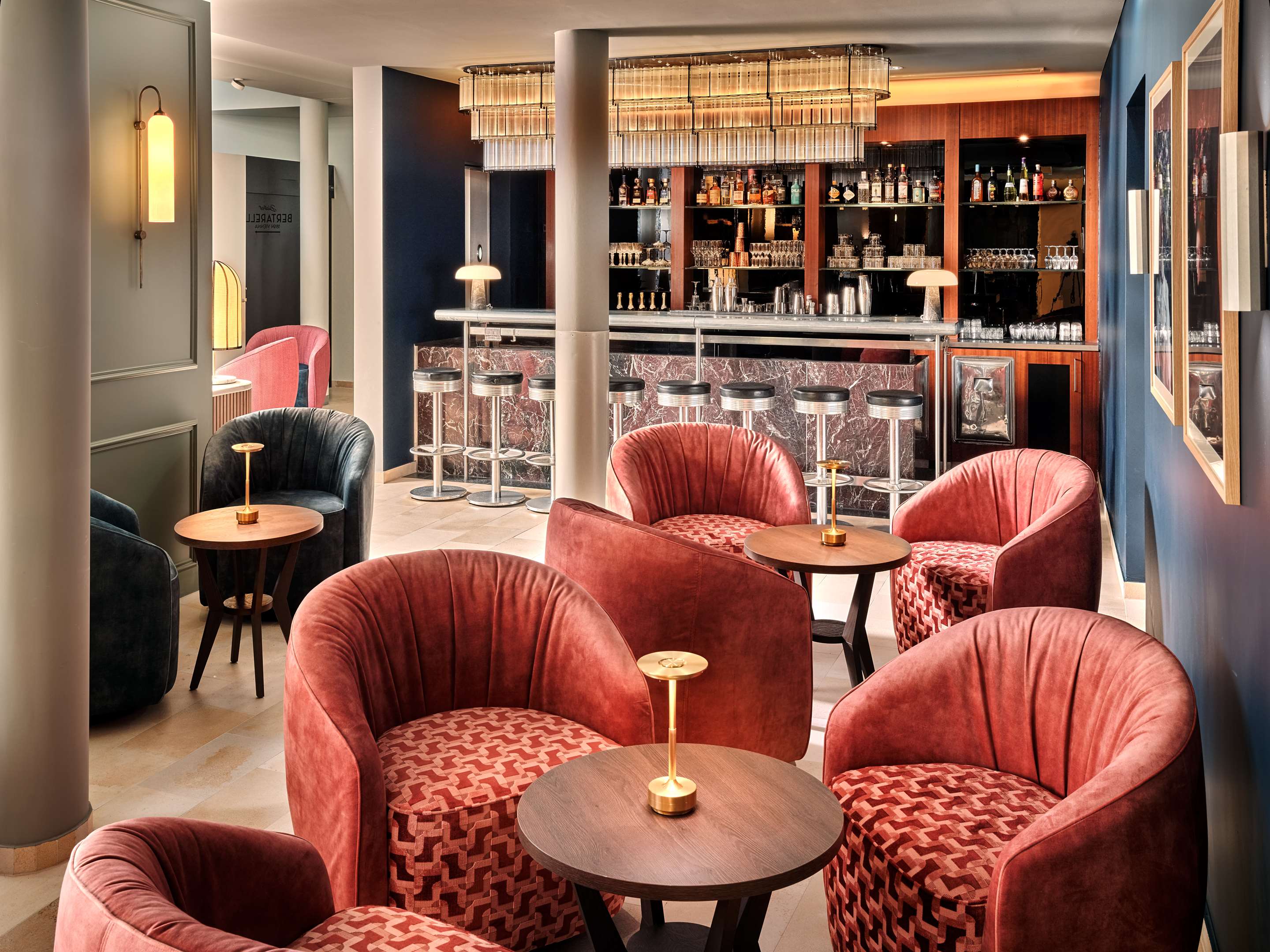 PR - EMEA 2025 - Radisson Blu Das Triest Hotel Vienna Silver Bar