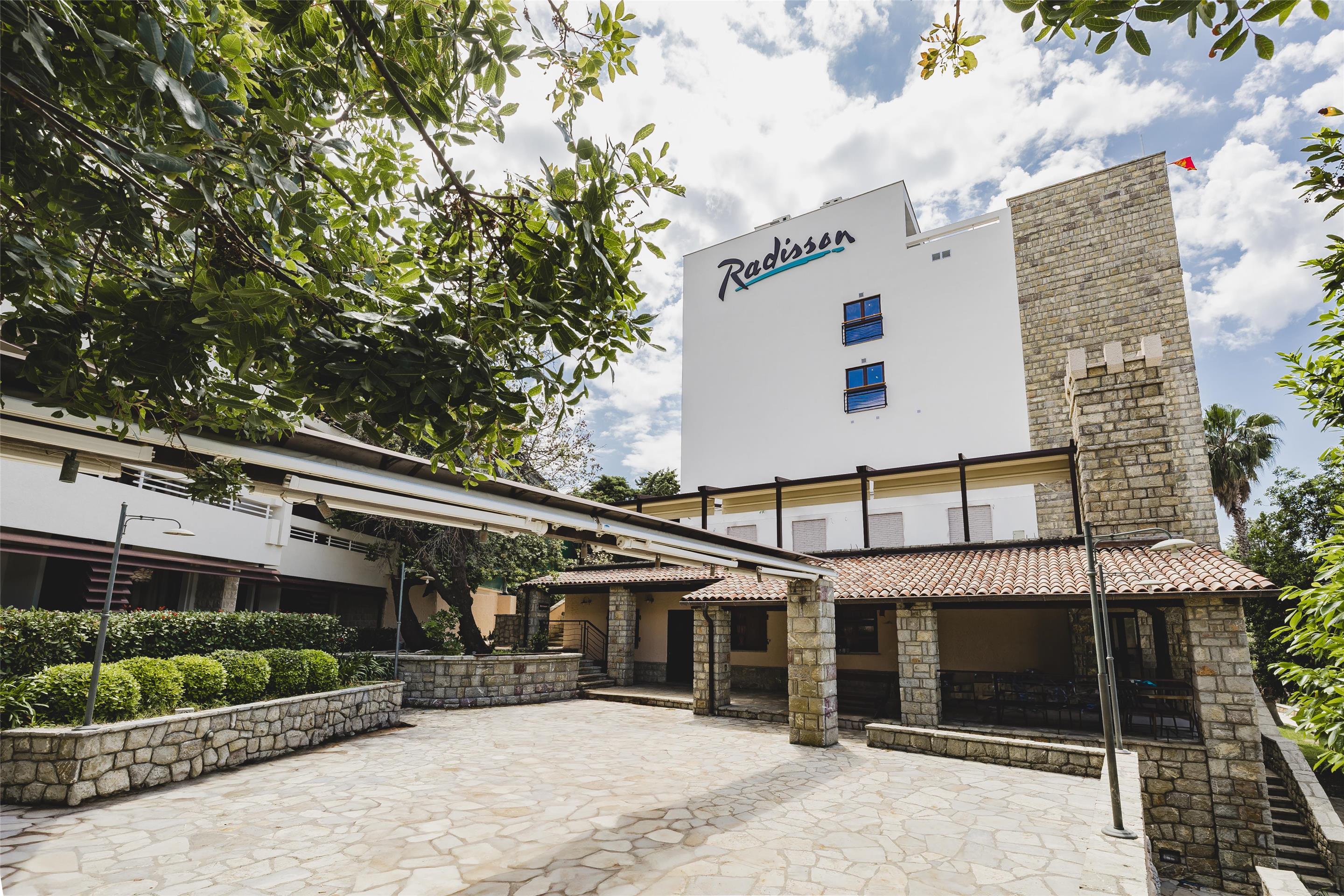 PR - EMEA 2025 - Radisson Resort Ru a Vjetrova Montenegro Exterior