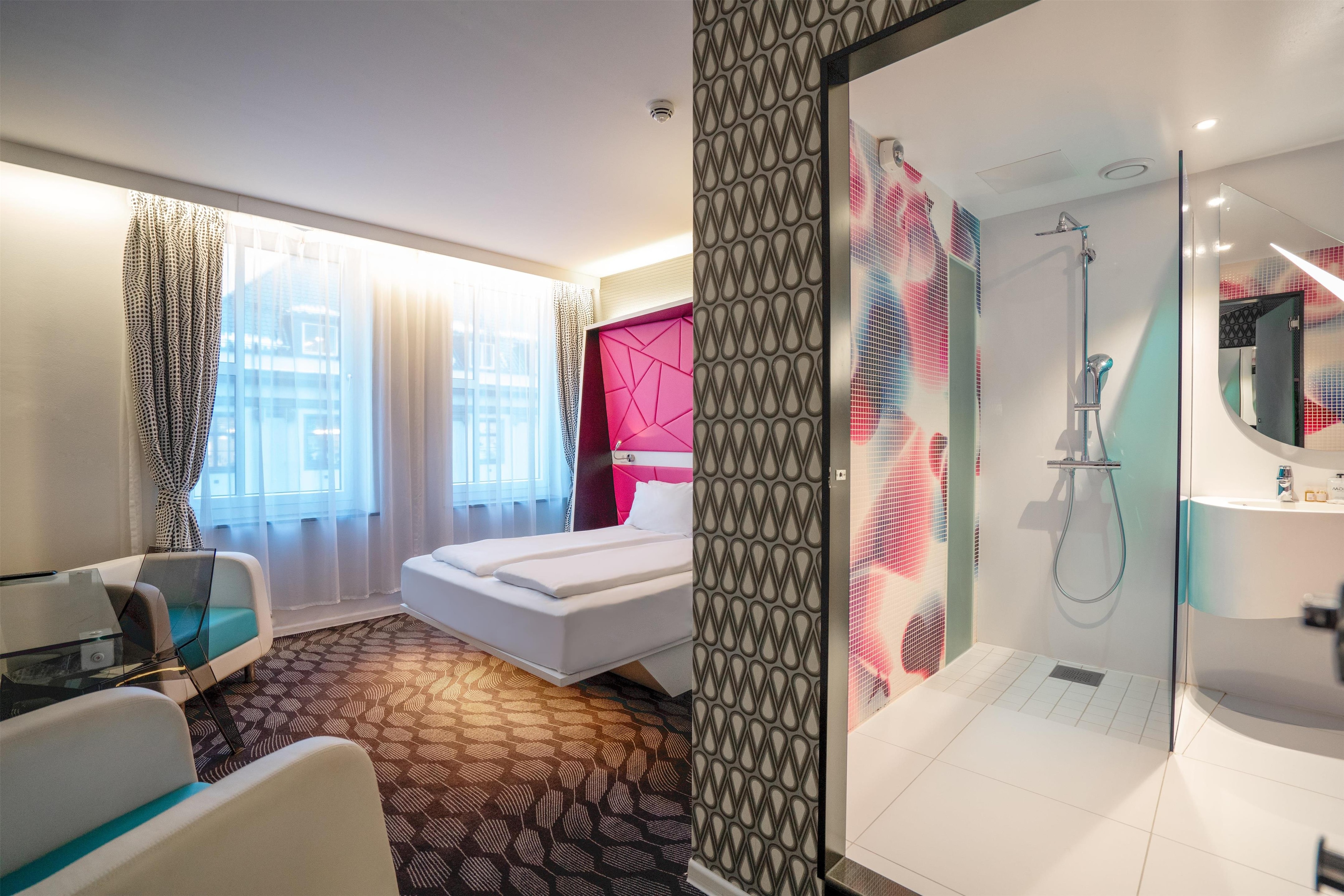 PR - EMEA 2025 - Prize by Radisson Xhibition Bergen City guest room