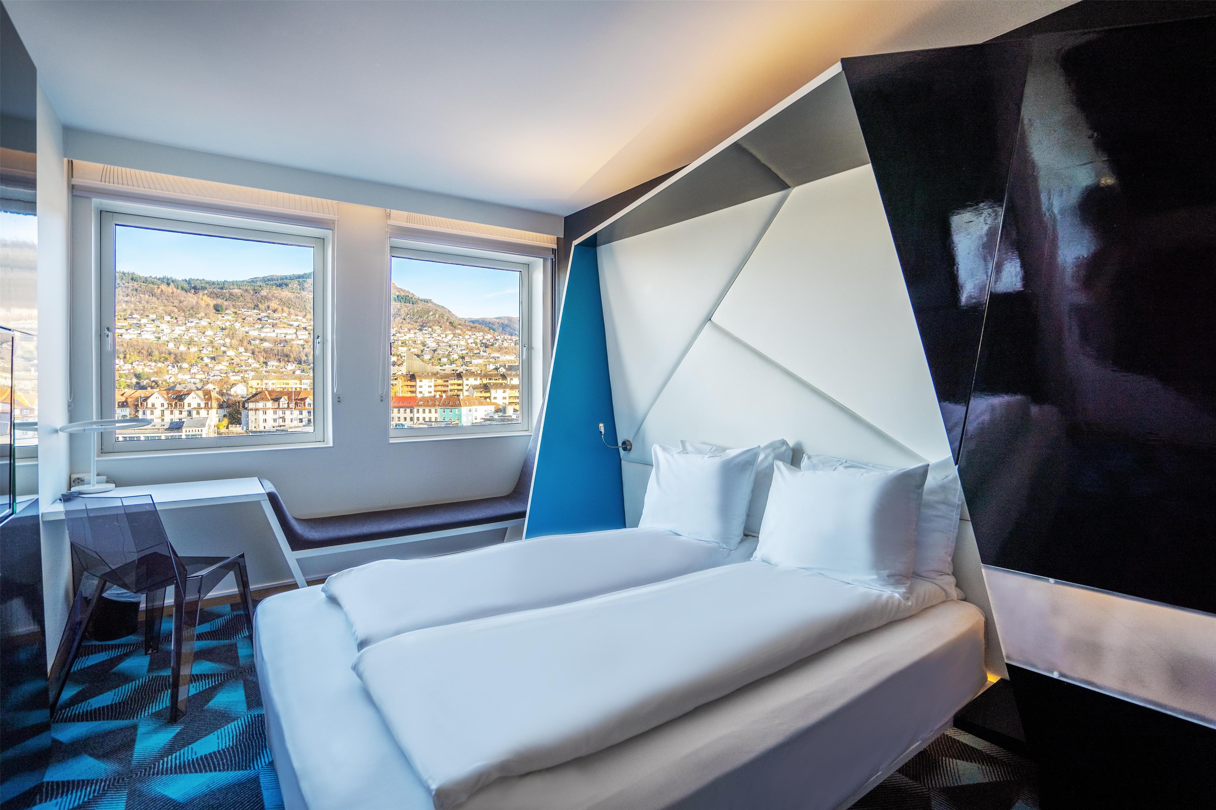 PR - EMEA 2025 - Prize by Radisson Solheimsviken Bergen guest room