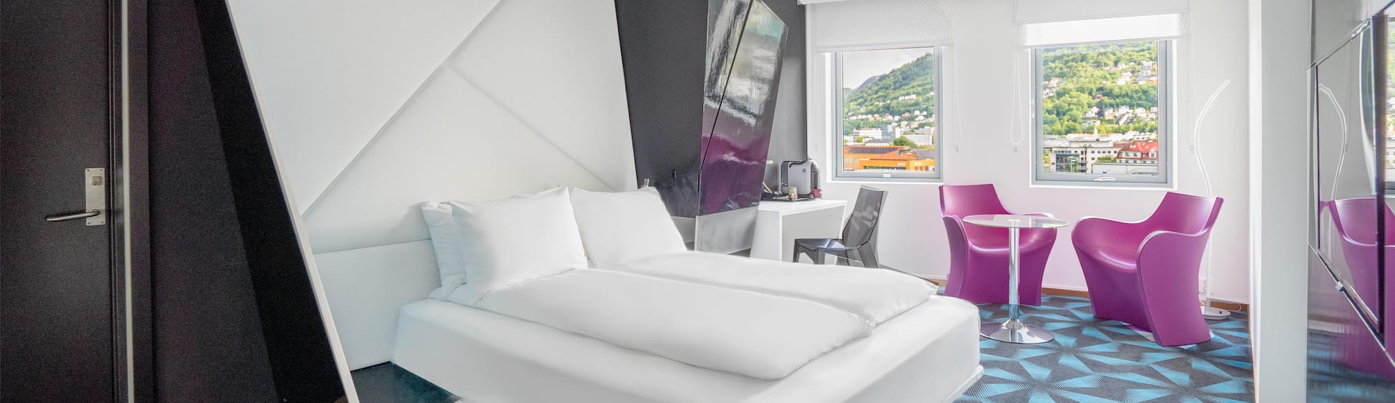 PR - EMEA 2025 - Prize by Radisson Solheimsviken Bergen guest room