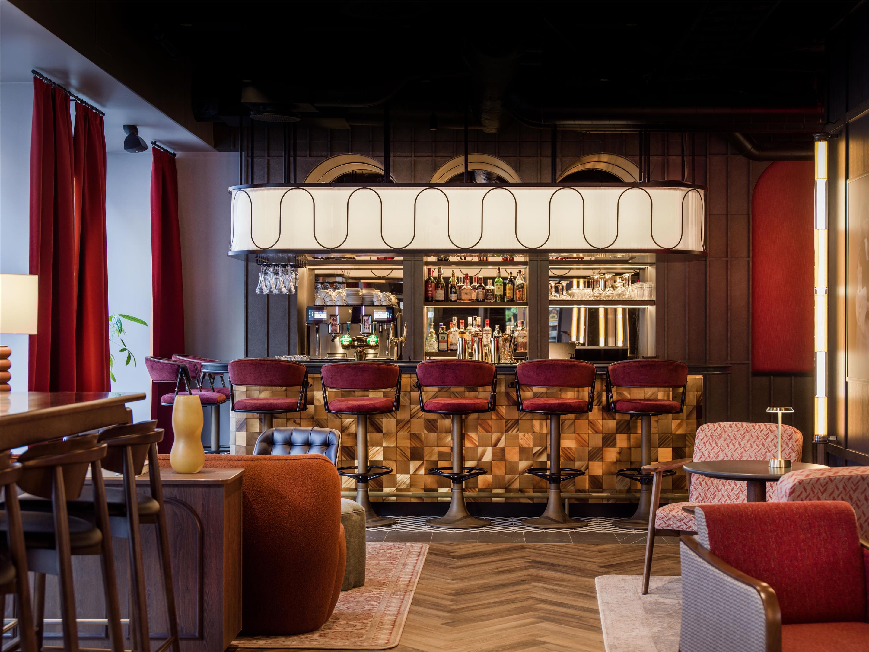 PR - EMEA 2025 - Radisson RED Oslo Lobby Bar