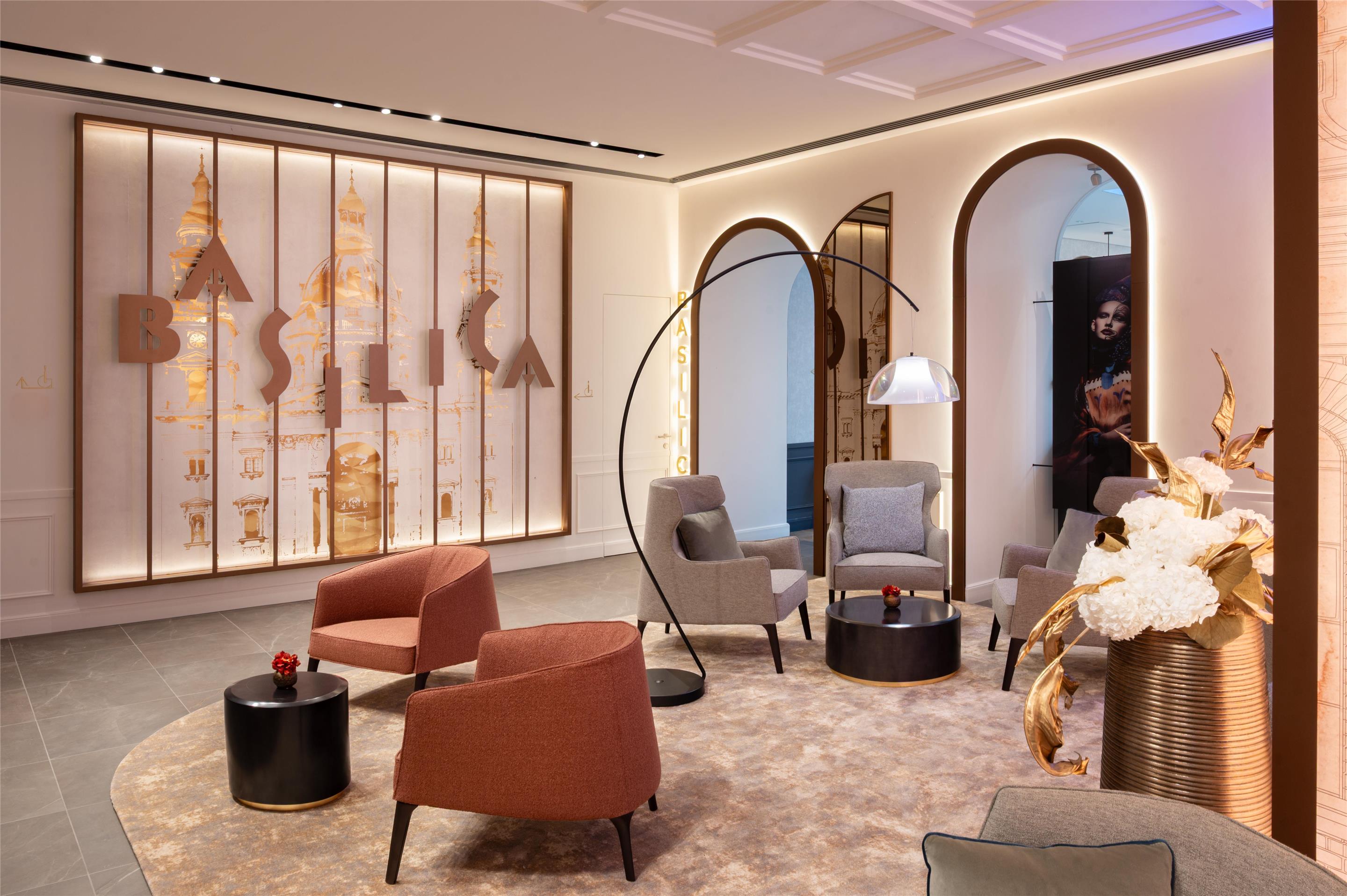 PR - EMEA 2025 - Radisson Collection Hotel, Basilica Budapest Lobby