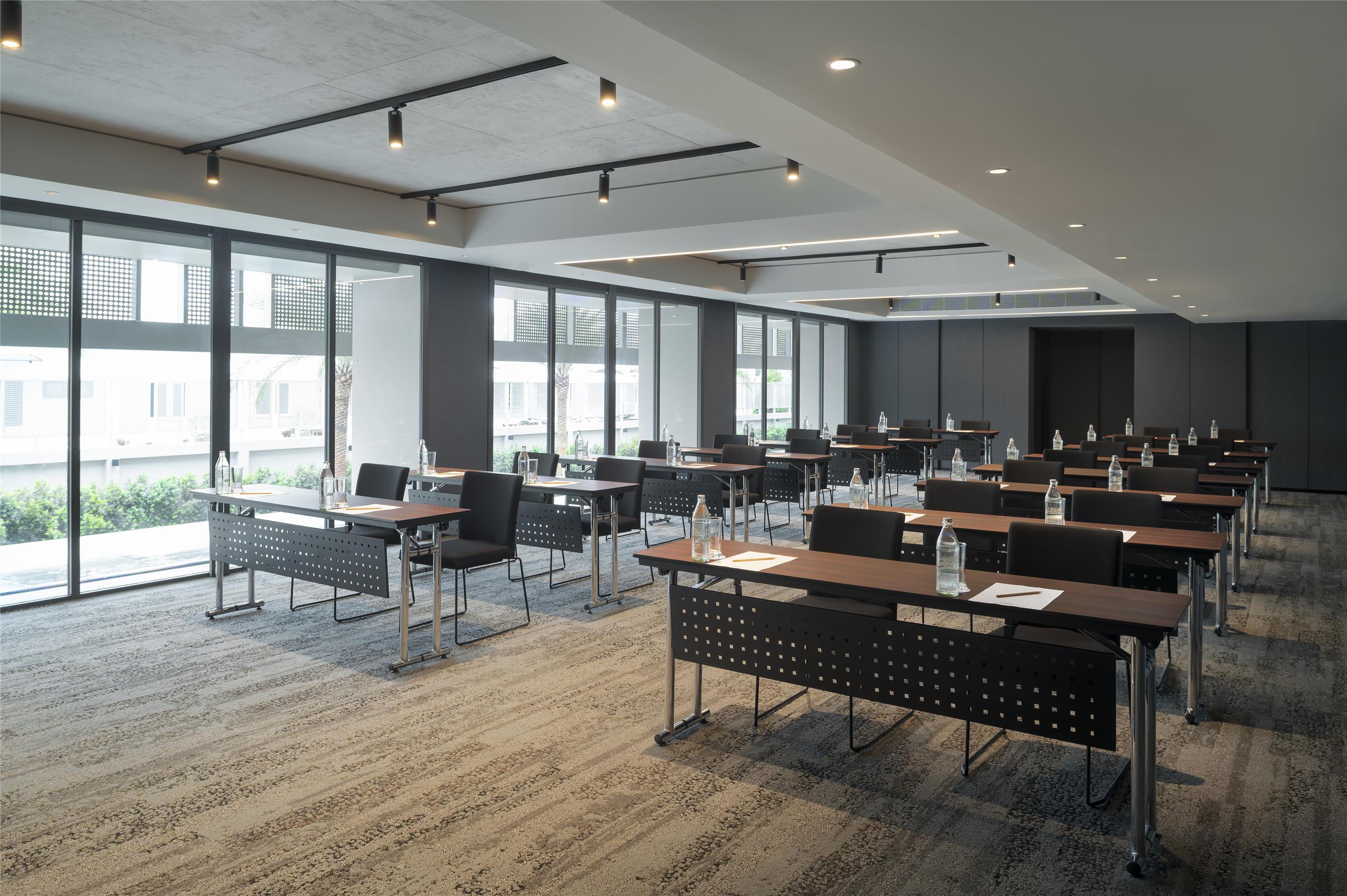 PR - EMEA 2025 - Radisson Hotel Don Mueang Bangkok meeting room