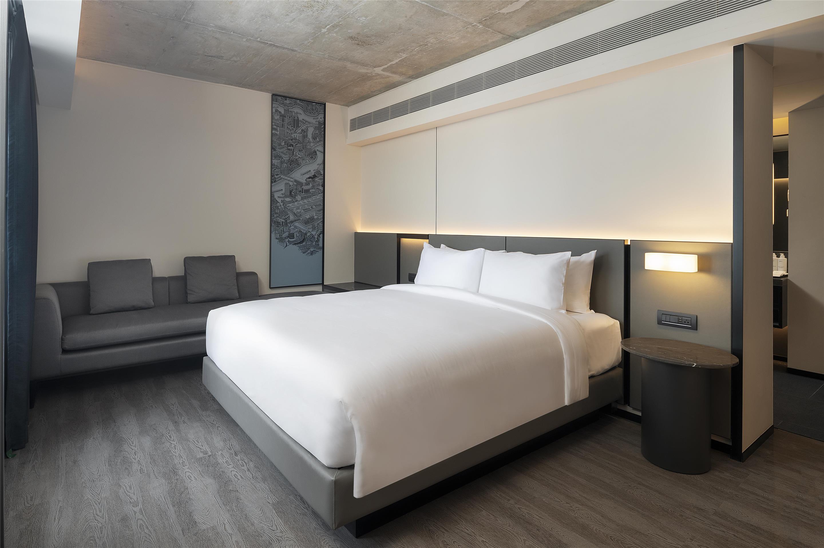 PR - EMEA 2025 - Radisson Hotel Don Mueang Bangkok Suite
