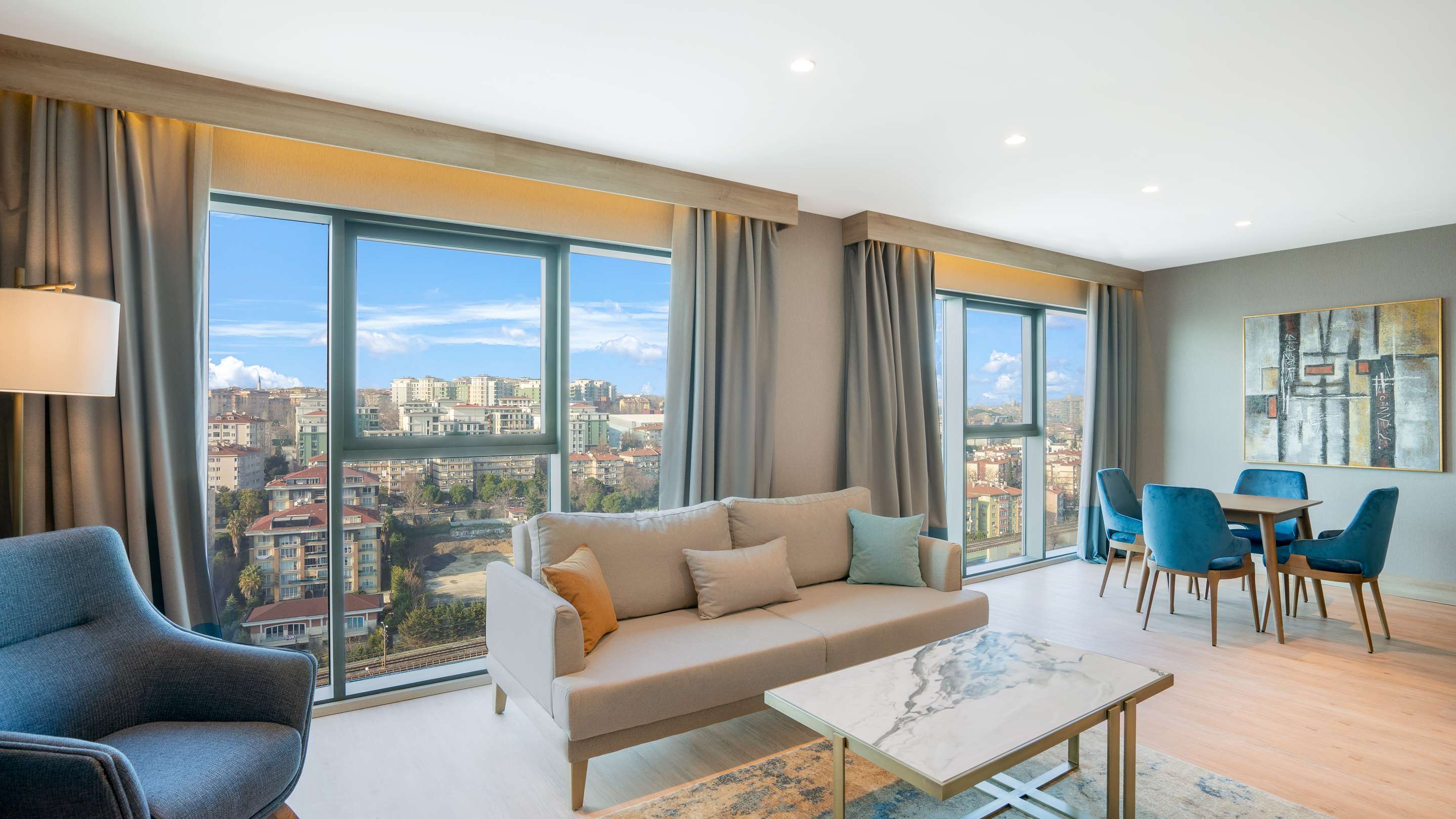 PR - EMEA 2025 - Radisson Hotel Istanbul Merter Suite Room