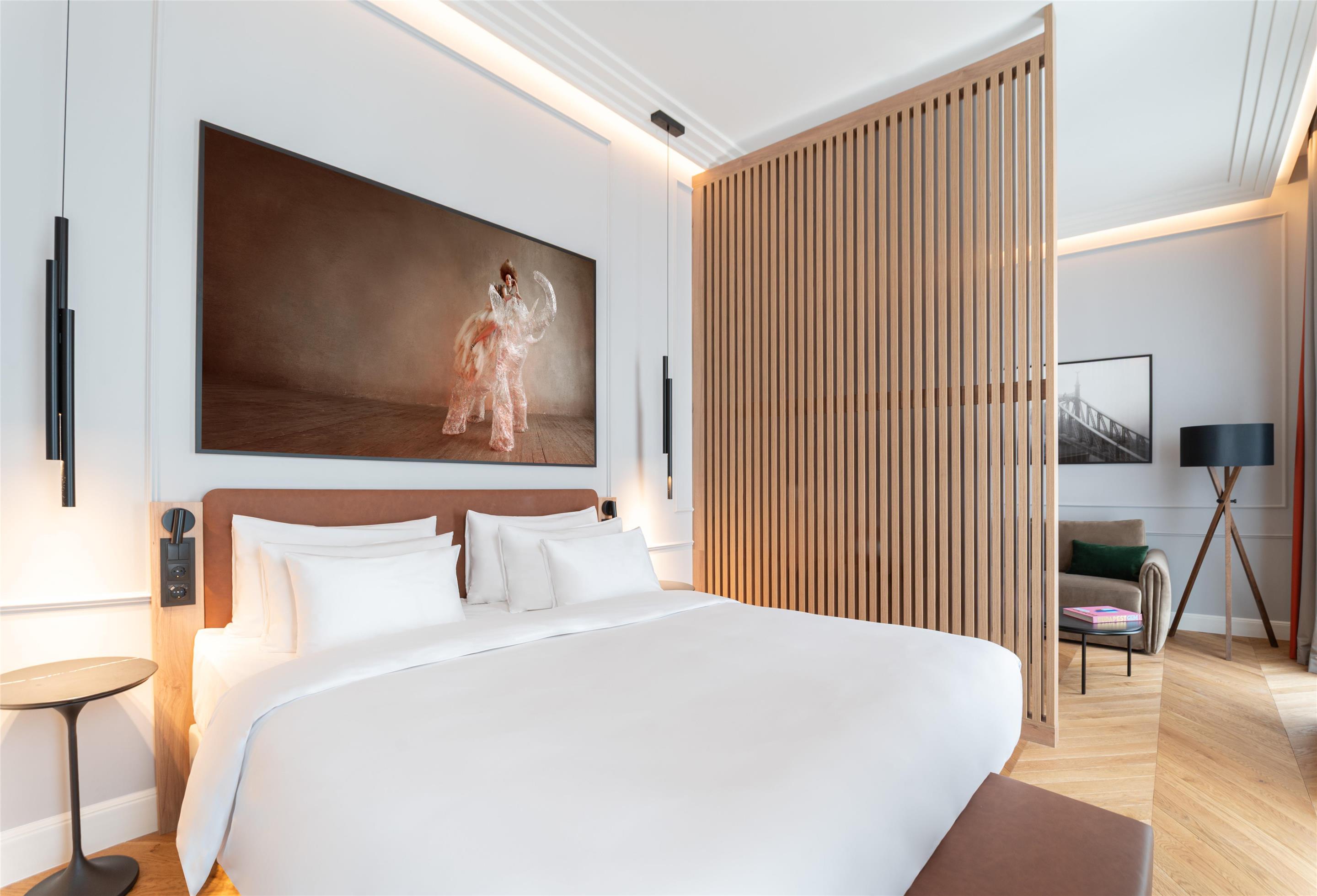 PR - EMEA 2025 - Radisson Collection Hotel, Basilica Budapest Suite