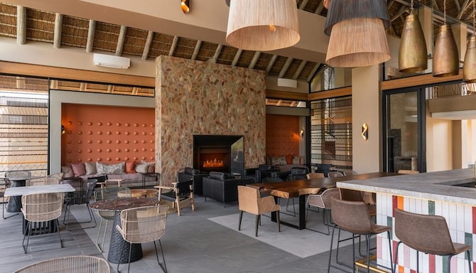 PR - EMEA 2026 - Radisson Safari Hotel Hoedspruit Pegasus Bar