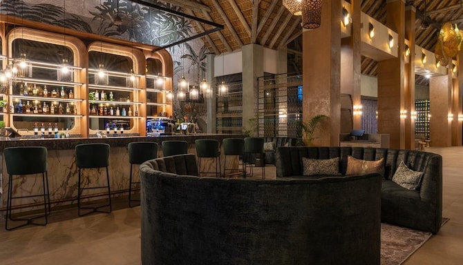 PR - EMEA 2026 - Radisson Safari Hotel Hoedspruit Mirage Bar