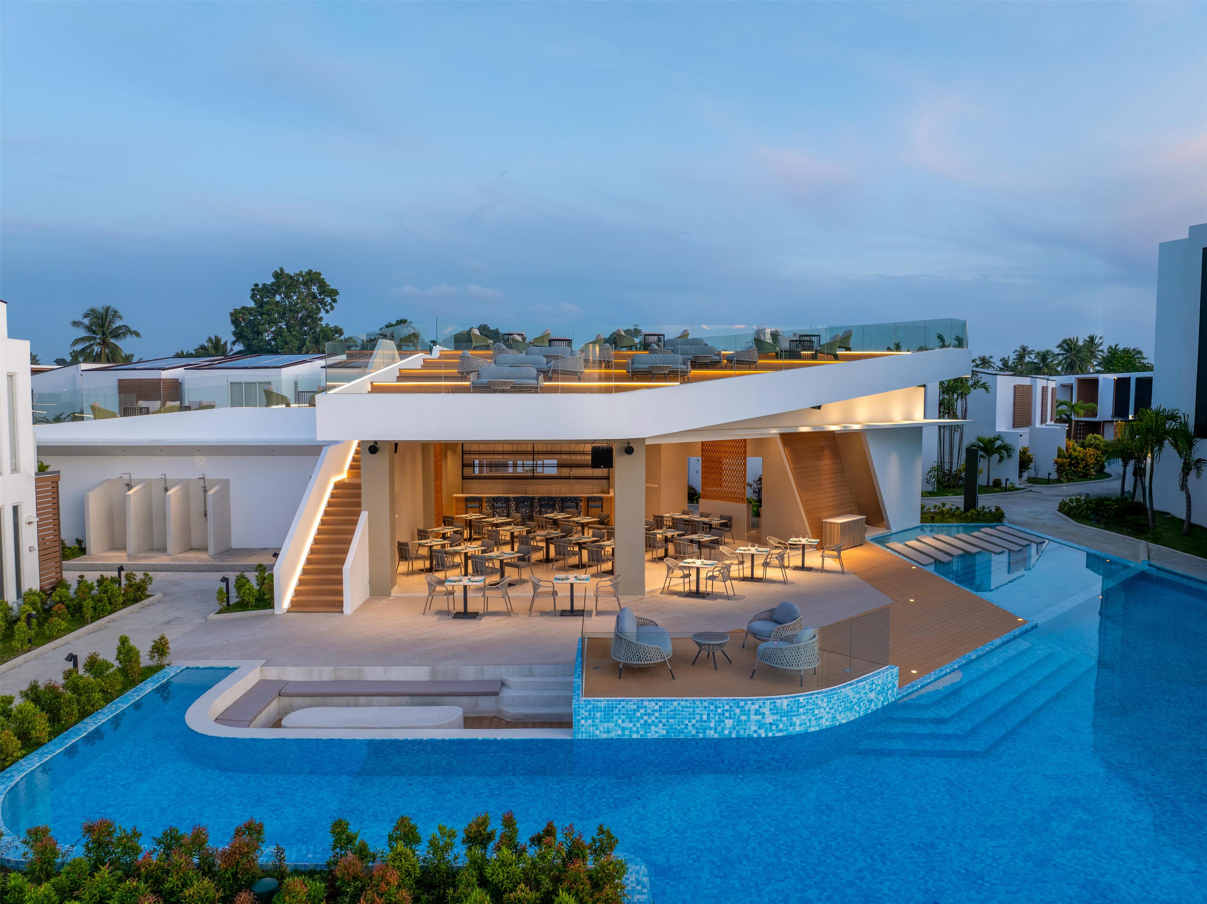 PR - EMEA 2026 - LIME Resort Bohol a member of Radisson Individuals Premier Sunset Lounge