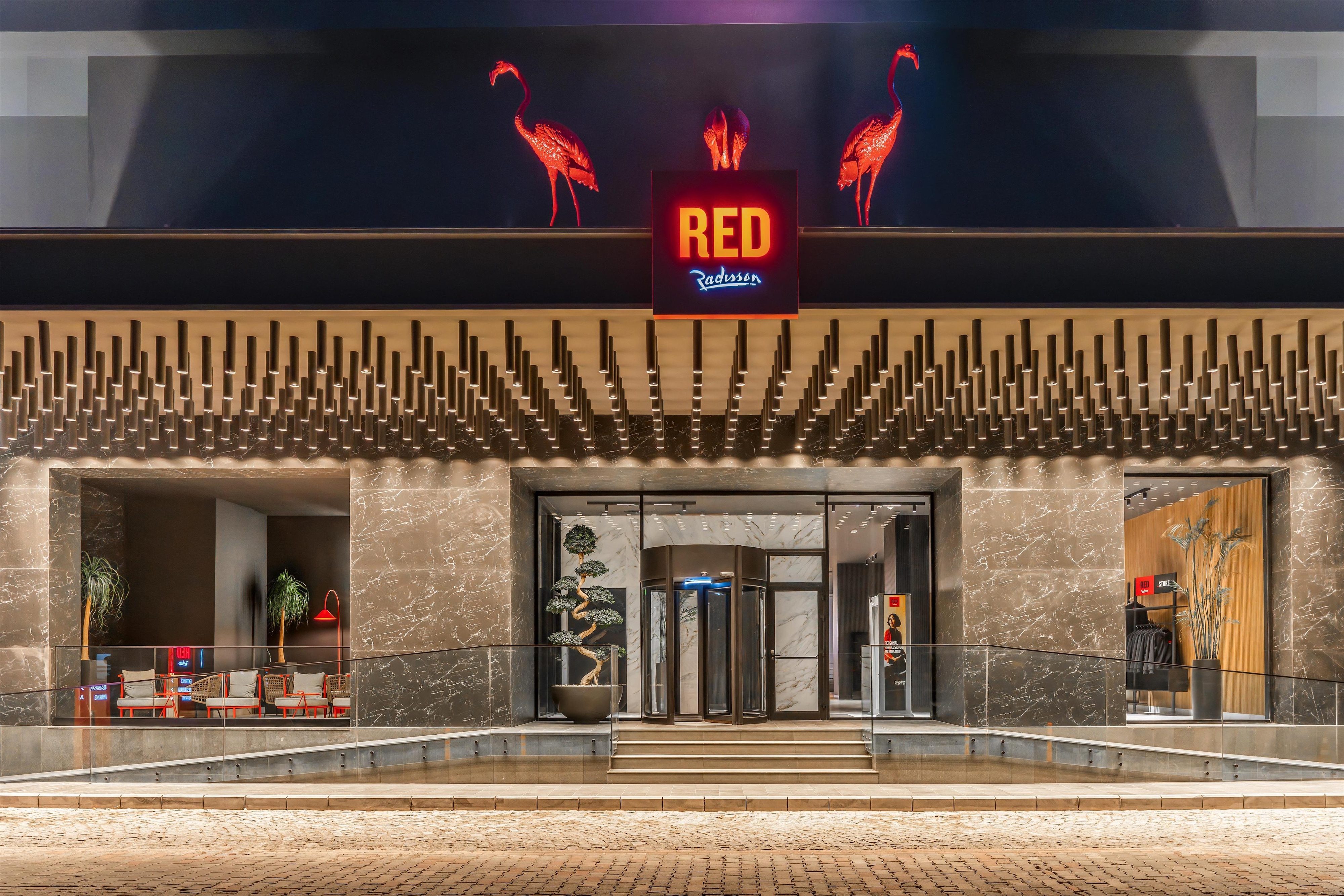 PR - EMEA 2026 - Radisson RED Izmir Exterior
