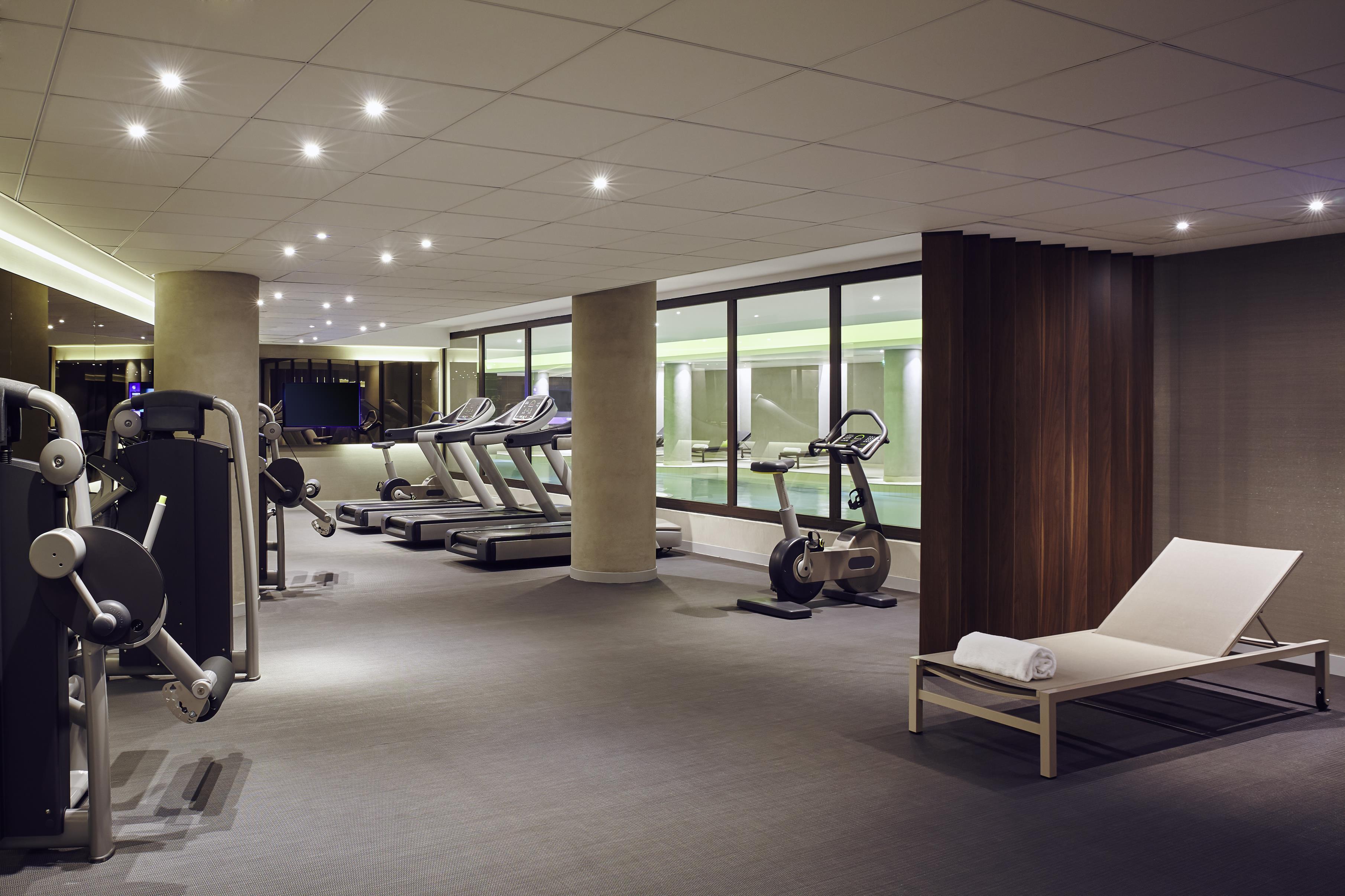 PR - EMEA 2026 - Radisson Blu CDG Airport Terminal Hotel Paris Fitness Room