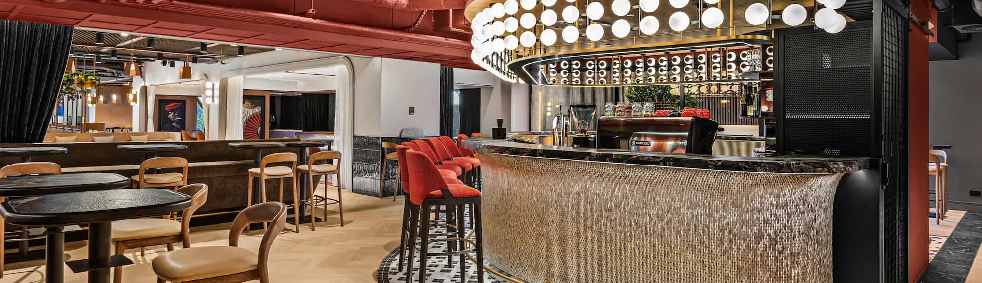 PR - EMEA 2026 - Radisson RED Auckland Lobby Bar