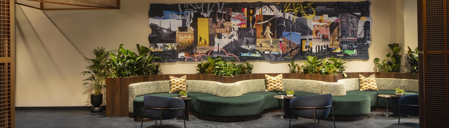 PR - EMEA 2026 - Radisson Blu Medlock Hotel Manchester Lobby