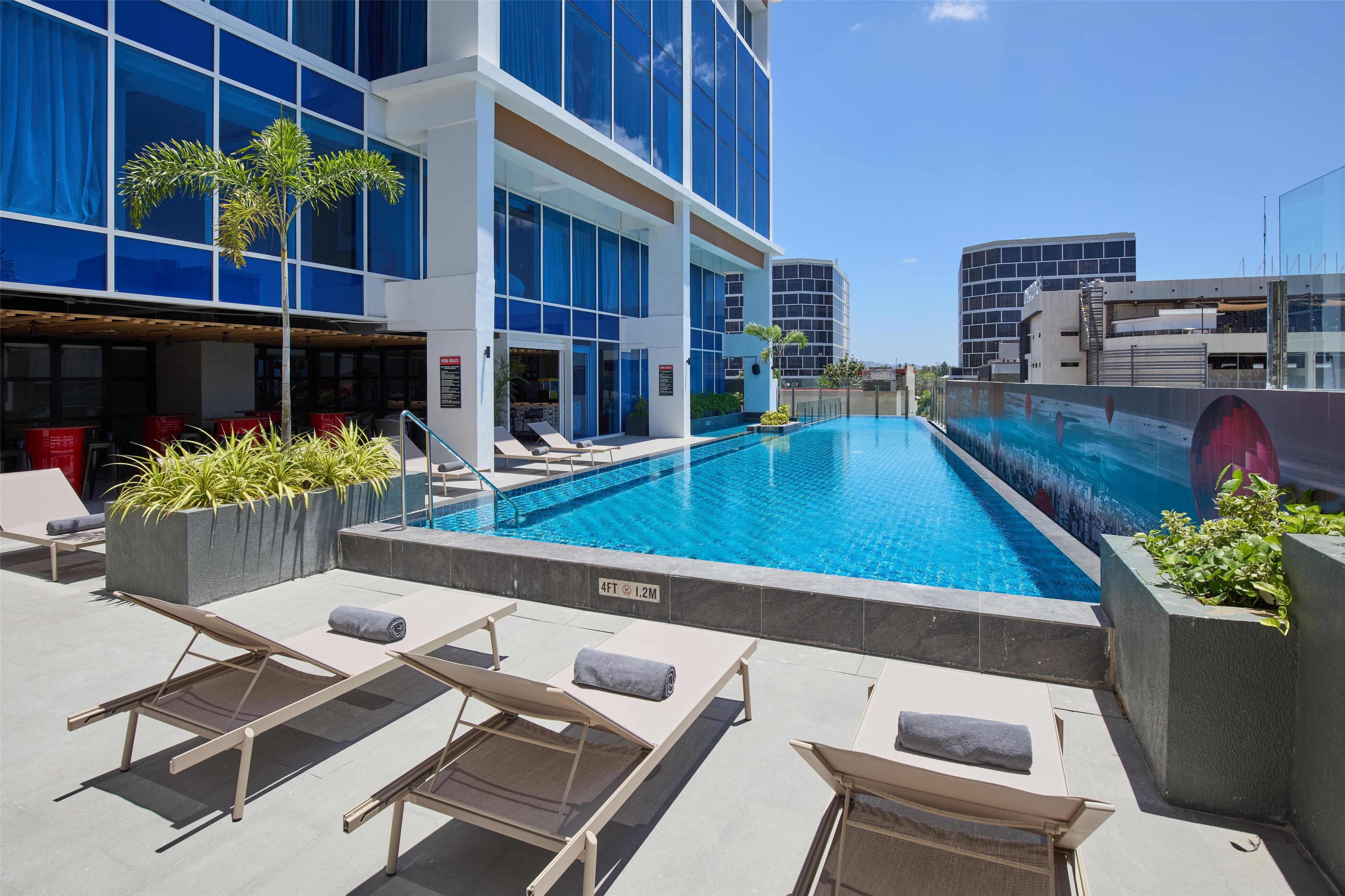 PR - EMEA 2026 - Radisson RED Cebu Mandaue Pool