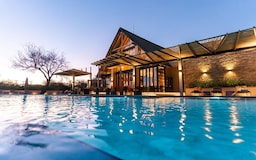 PR - EMEA 2026 - Radisson Safari Hotel Hoedspruit Pool