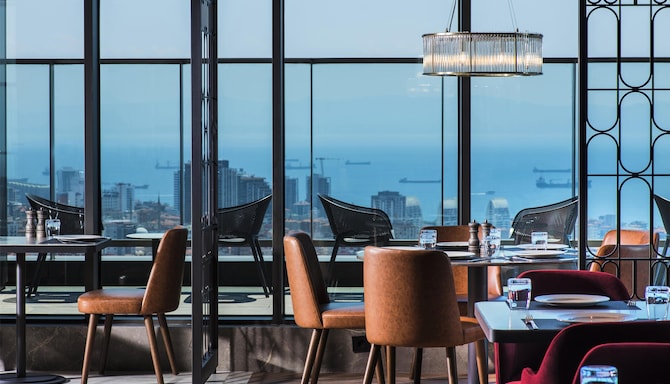 PR - EMEA 2026 - Radisson Blu Residences Istanbul Kartal Skyline Restaurant