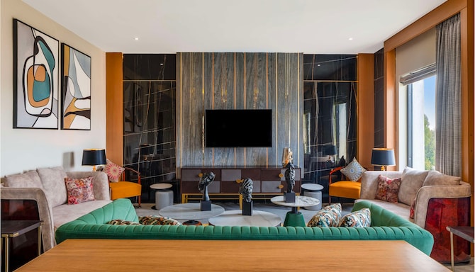 Pramod Lands End Resort, a member of Radisson Individuals - Grand Royal Villa Suite