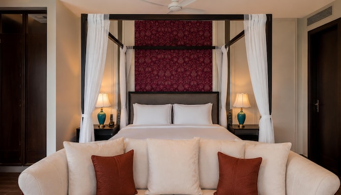 Pramod Lands End Resort, a member of Radisson Individuals - Royal Suite