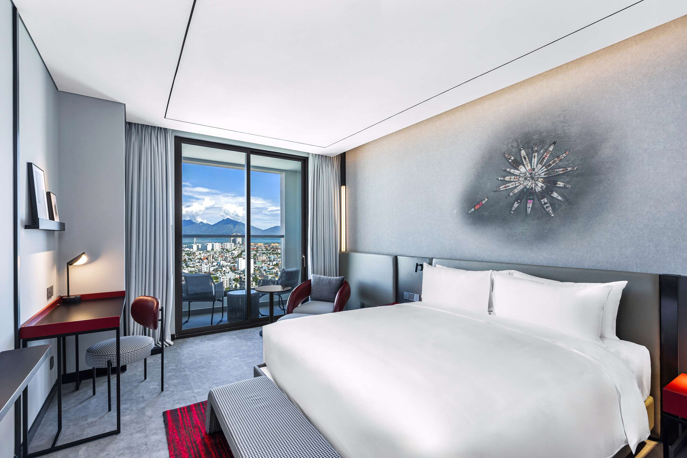 Radisson RED Danang