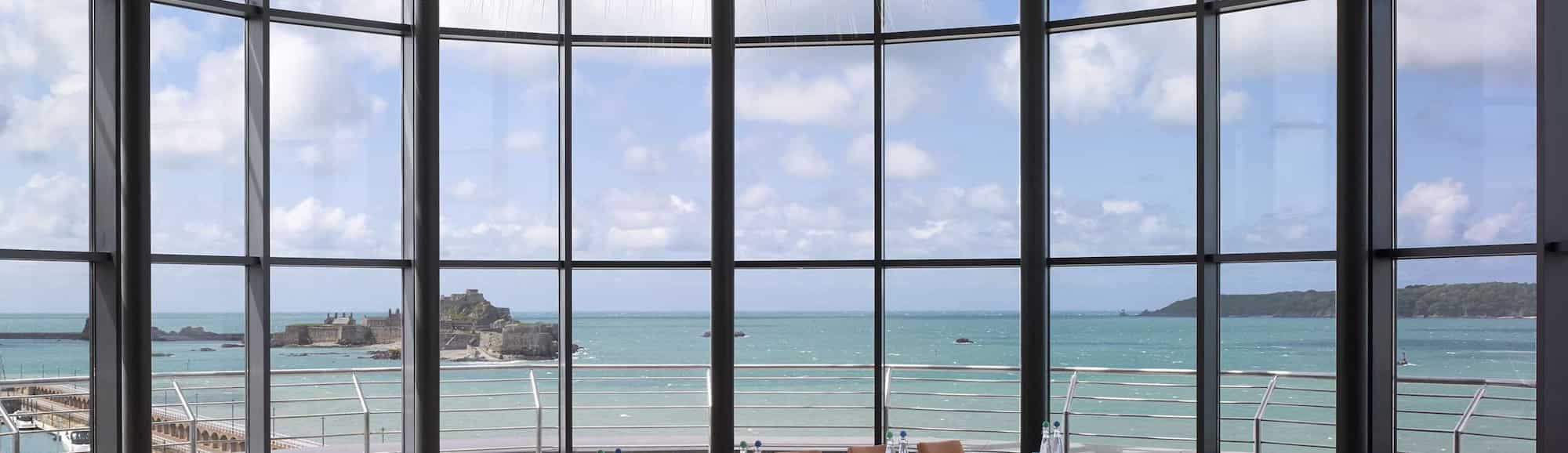 Radisson Blu Waterfront Hotel, Jersey