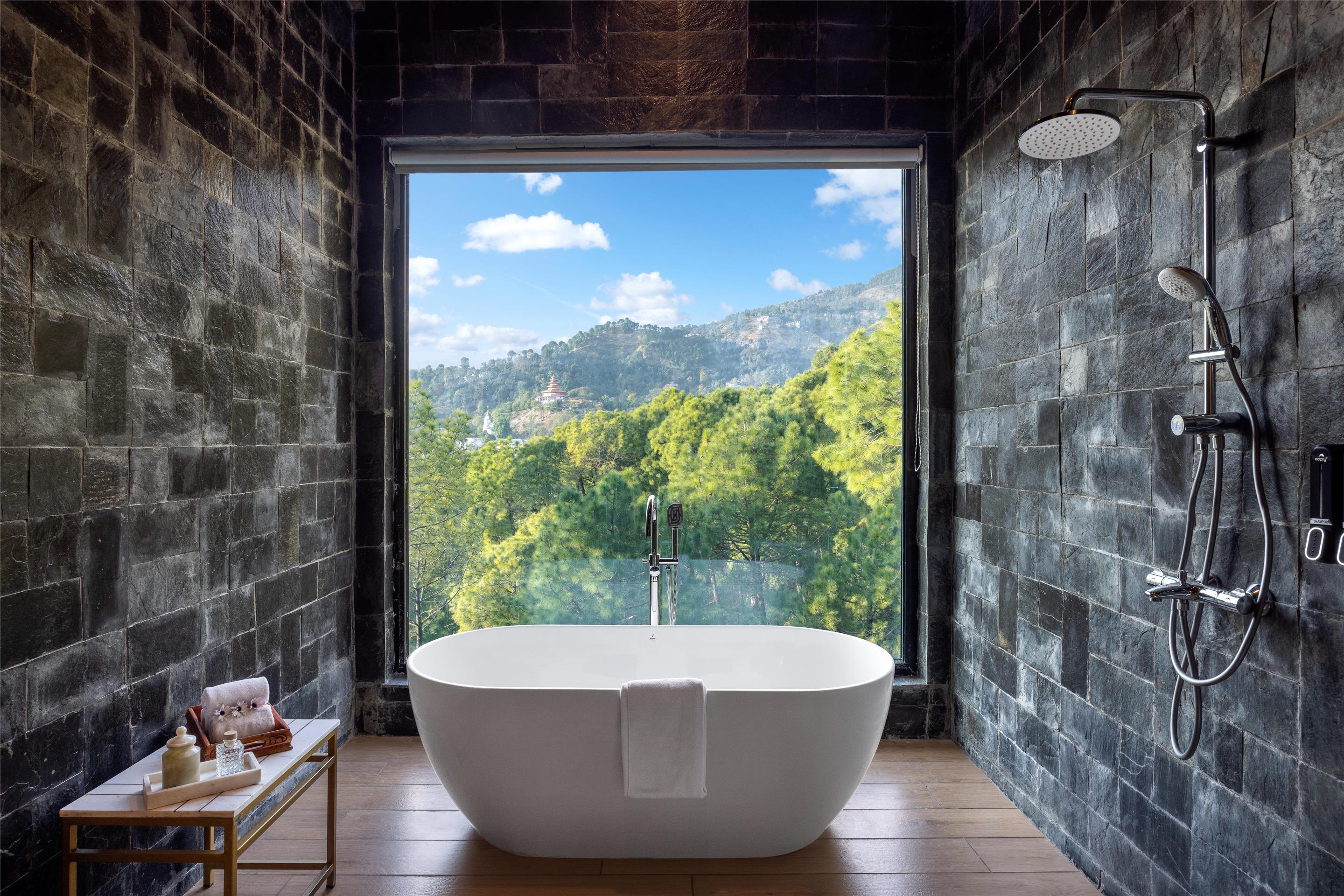 Rakkh Resort, a member of Radisson Individuals Retreat, Premium Suite Bathtub