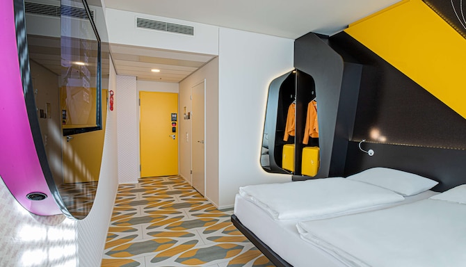 Prize by Radisson, Bern City