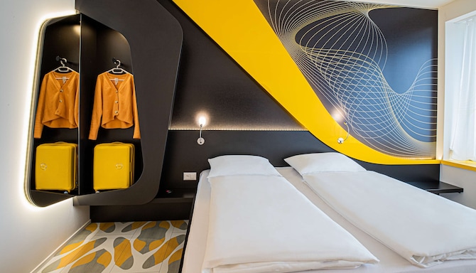 Prize by Radisson, Bern City