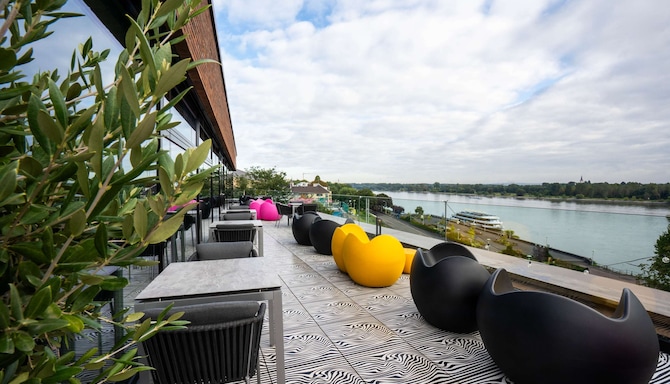 Prize by Radisson, Bonn City - Rooftop Bar