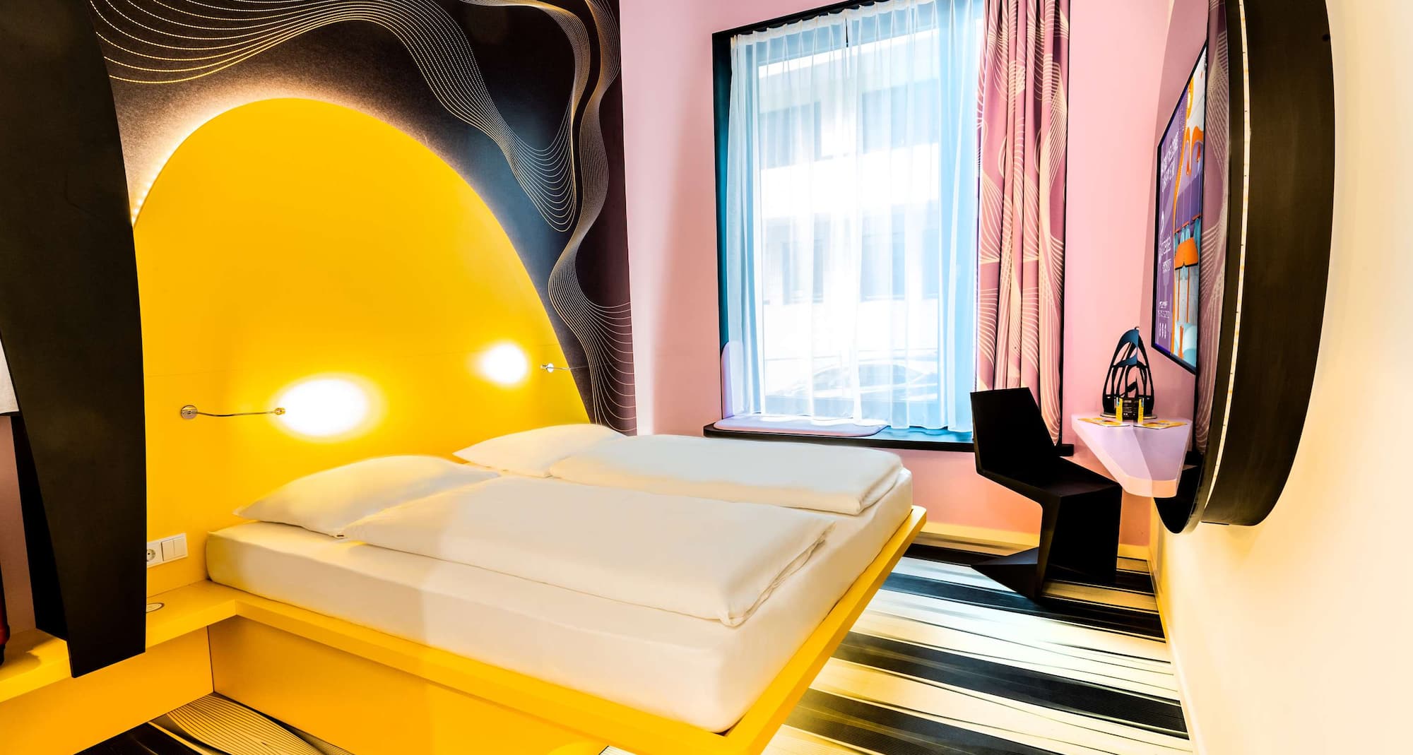 Prize by Radisson, Bonn City - Design Room