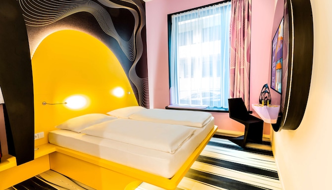 Prize by Radisson, Bonn City