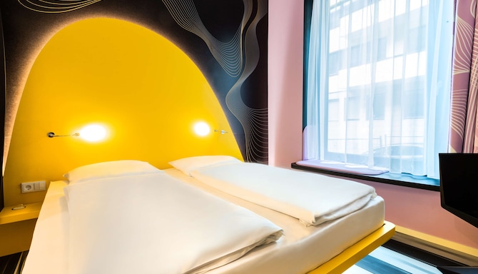 Prize by Radisson, Bonn City