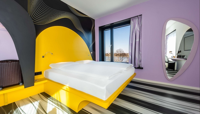 Prize by Radisson, Bonn City