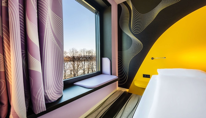 Prize by Radisson, Bonn City