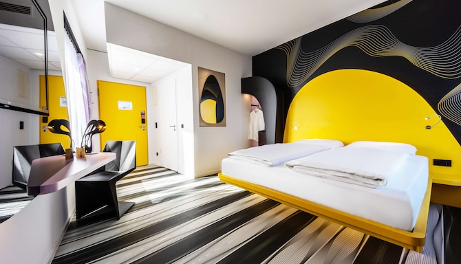 Prize by Radisson, Bonn City