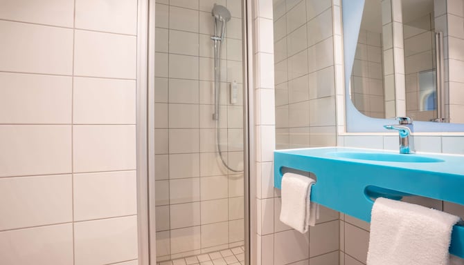 Prize by Radisson, Hamburg St. Pauli - Design Room Bath