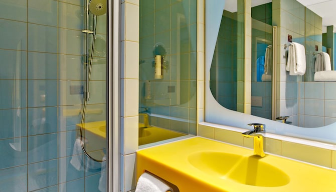 Prize by Radisson, Hannover City - Guest room bathroom