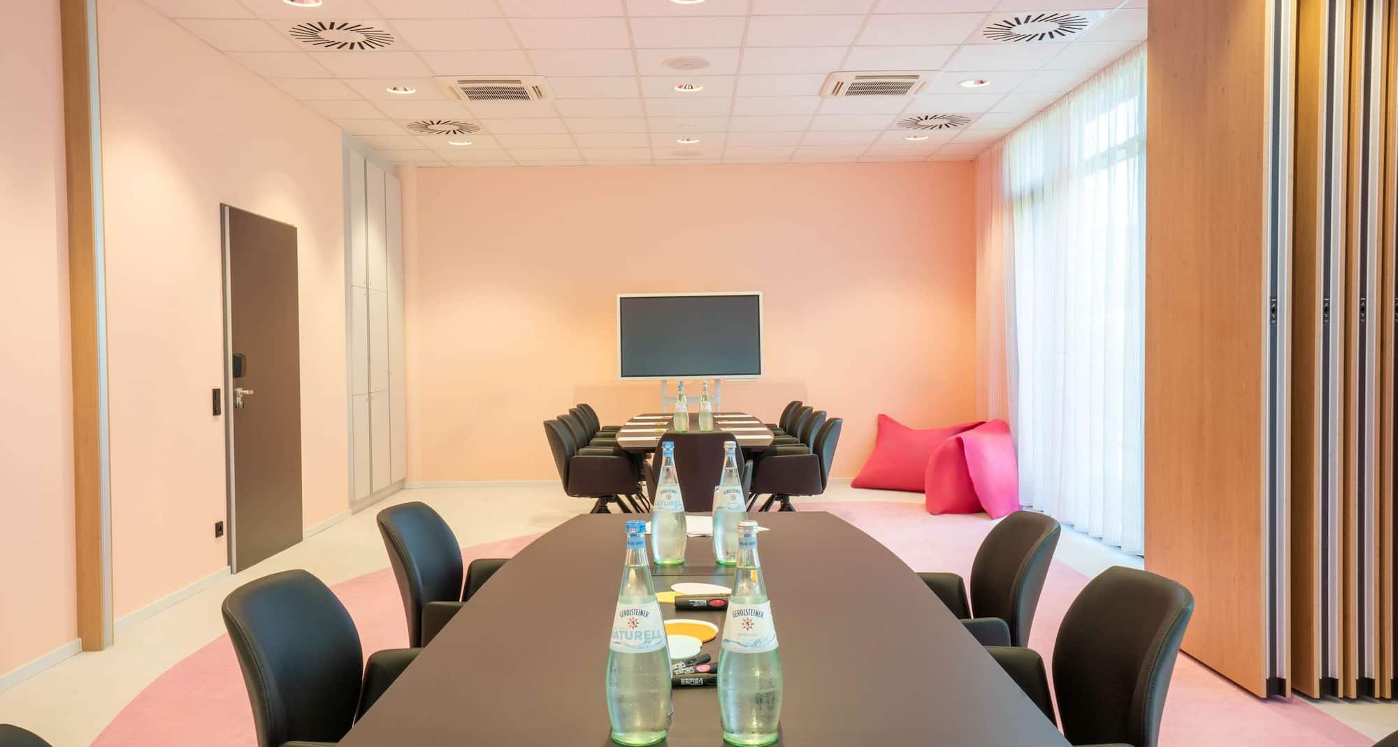 Prize by Radisson, Munich Airport - Meeting Room - Creative Cave