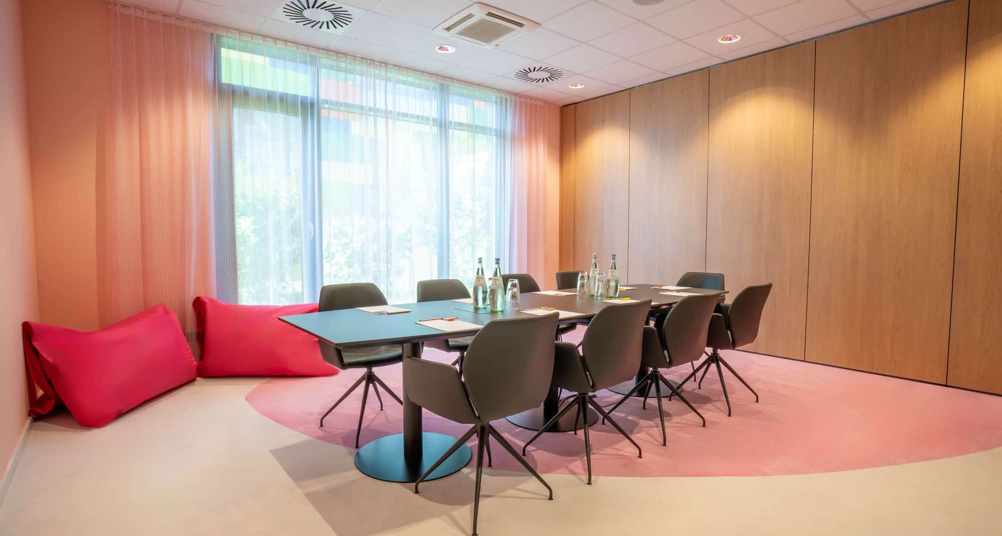 Prize by Radisson, Munich Airport - Meeting Room - Creative Cave