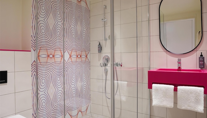 Prize by Radisson, Osnabrück - Superior Bathroom