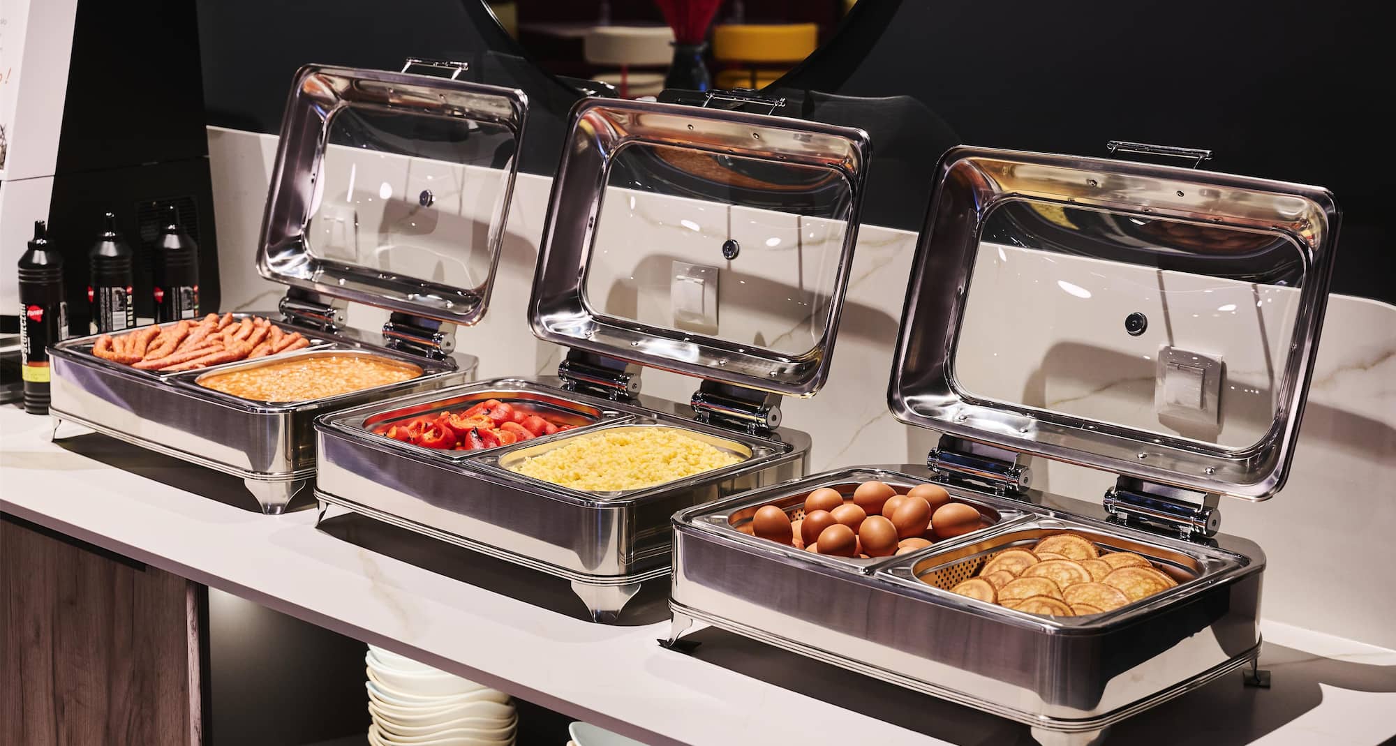 Prize by Radisson, Wroclaw Sky Tower - Breakfast Hot Dishes